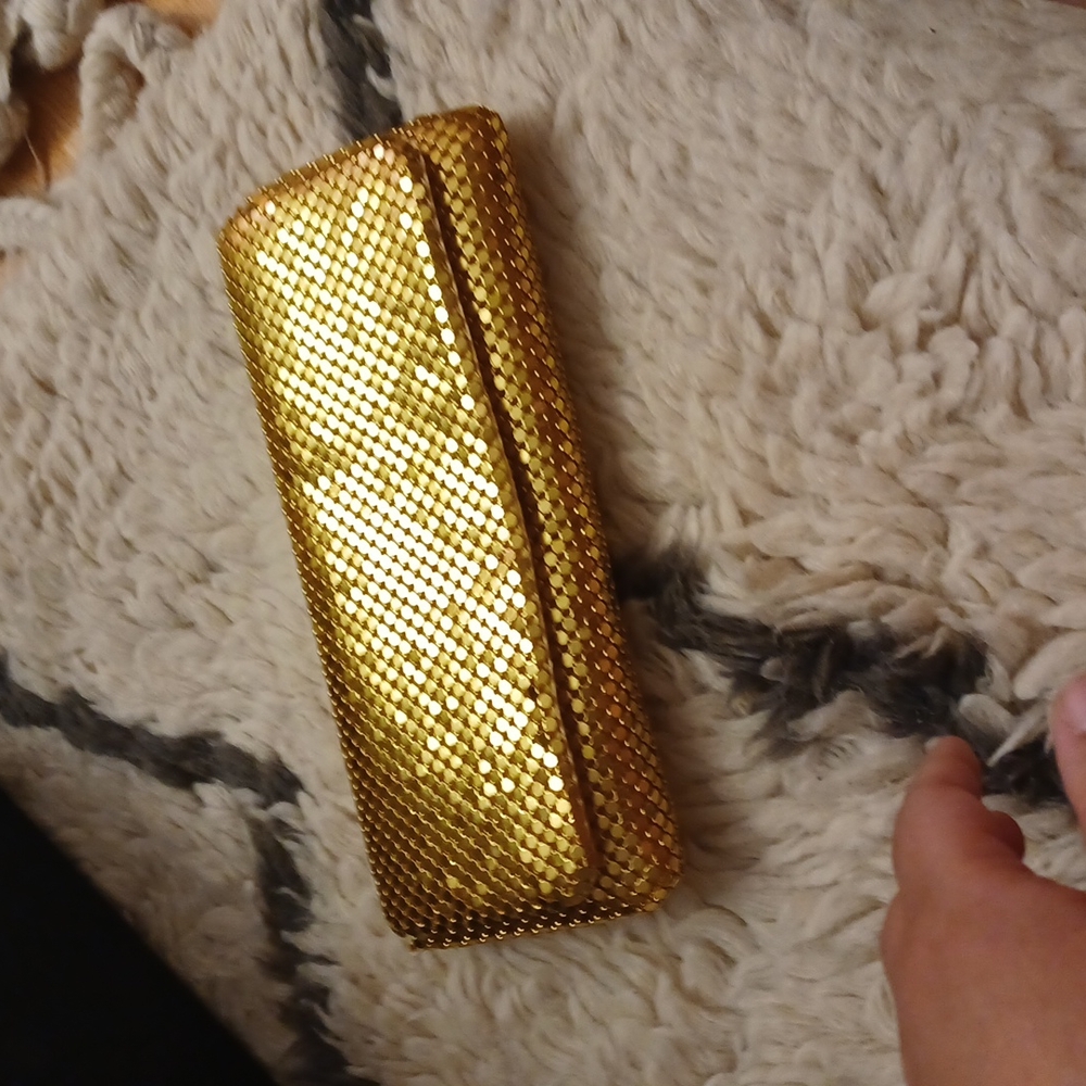 La Regale Gold Clutch